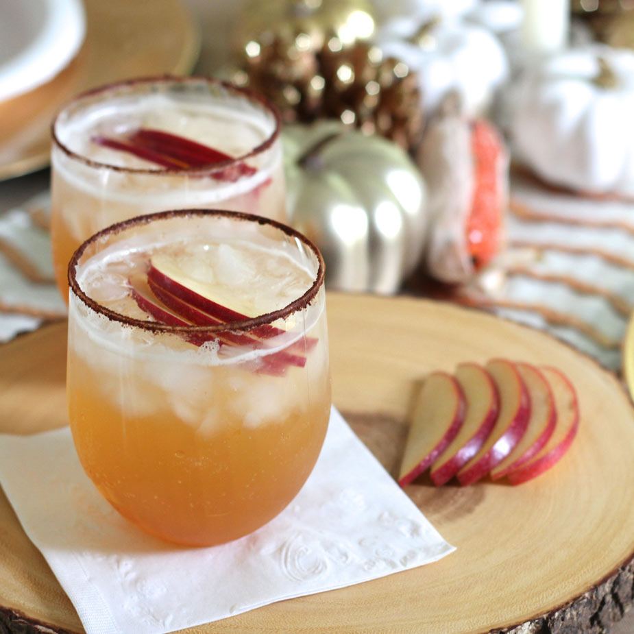 Holiday Cocktail Recipe Round-Up