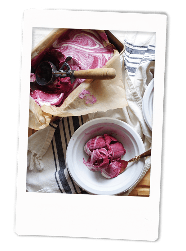 Fresh Blackberry Ice Cream