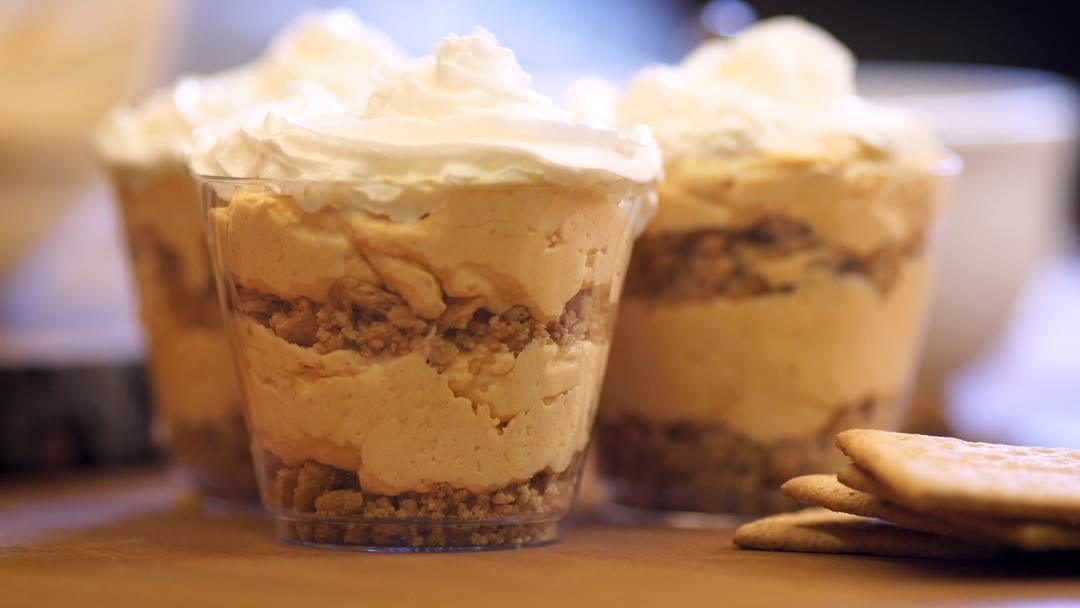 No-Bake Pumpkin Cheesecake Cups