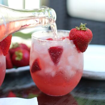 Sparkling Strawberry Rosé Cocktail