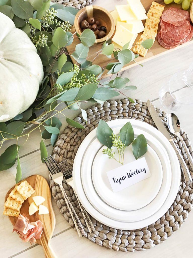 Classic Thanksgiving Tablescape