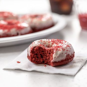 Baked red velvet donut