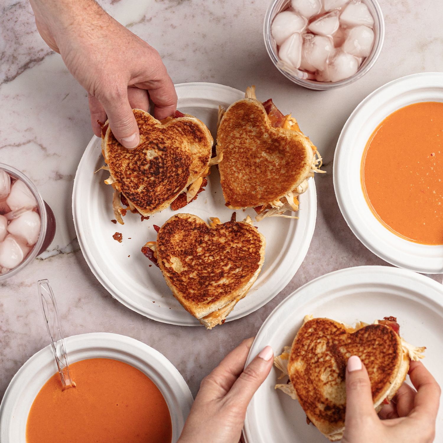 Chicken and Bacon Grilled Cheese Sandwiches with Tomato Soup Recipe - Chinet®