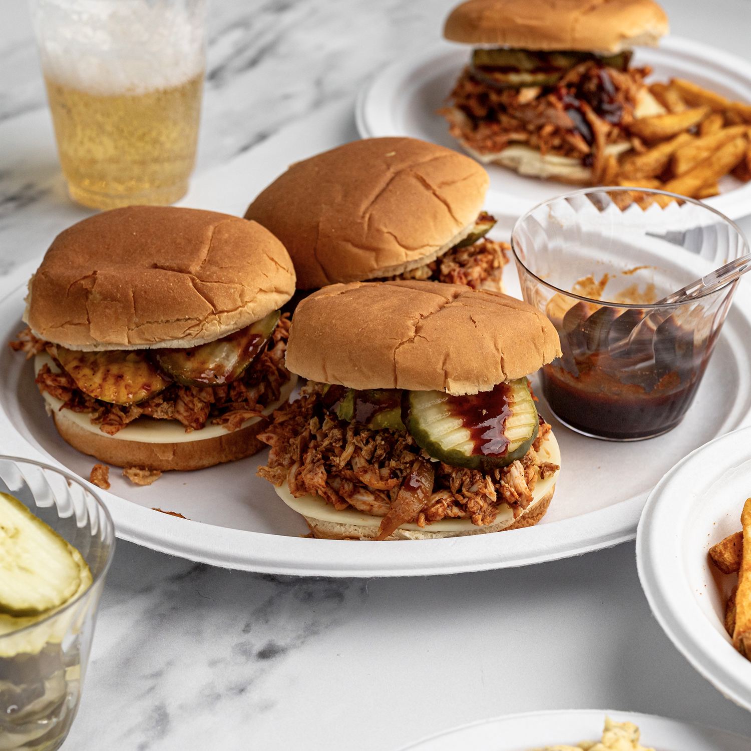 KC Spicy Barbecue Shredded Chicken Sandwiches Recipe - Chinet®