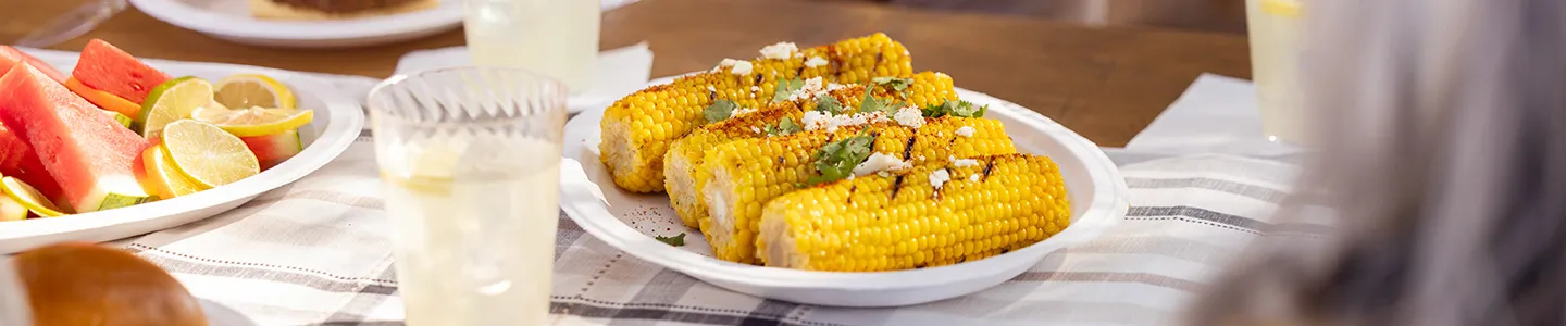 Plate of corn served on a Chinet Classic platter